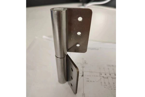 Corrosion-resistant Flag Hinges